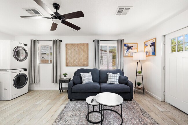 Foto del edificio - 2223 W Georgia Ave