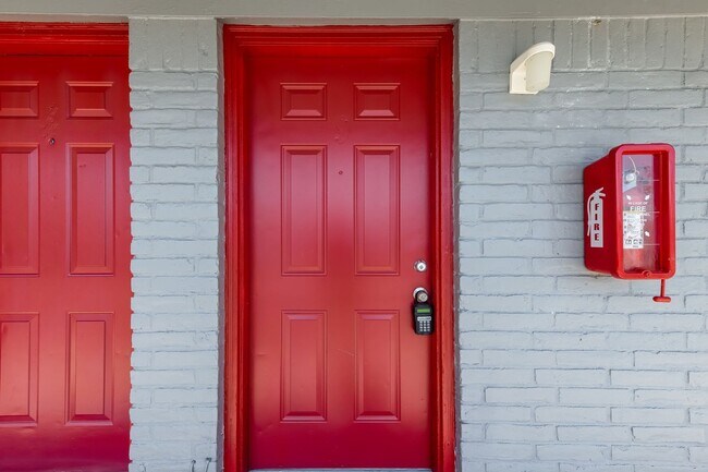 Photo - COMMING SOON!!!!*HOUSING WELCOME / SECTION 8 ACCEPTED Apartment