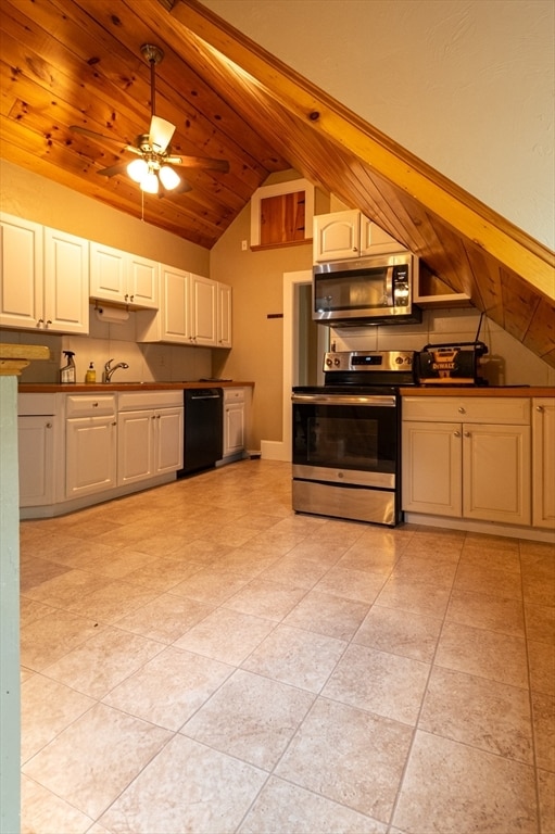 Primary Photo - 132 B Cedar St