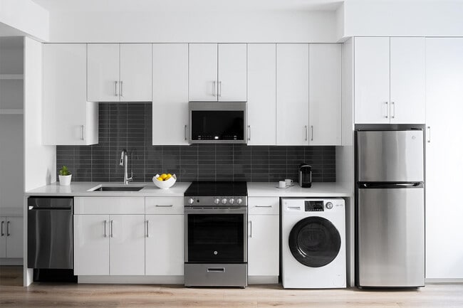 Foto del edificio - 695 S Olive Ave