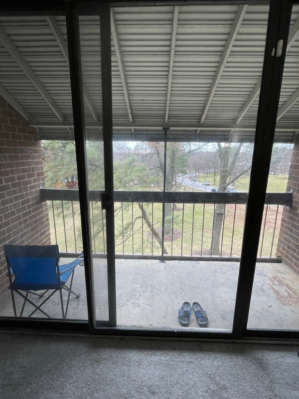 Foto del edificio - 8703 Hayshed Ln