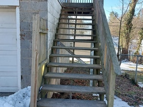 Building Photo - 226 Clyde St