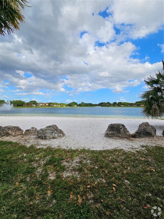 Cedar Landing at the Hammocks Apartments under 600 Miami, FL 1 Rentals