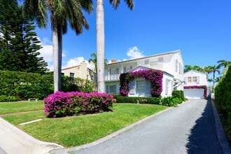Building Photo - 229 Pendleton Ave