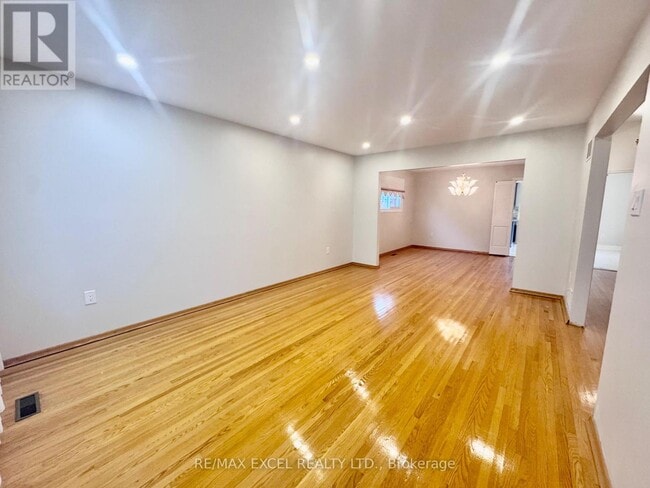 Building Photo - 63 Hornshill Dr