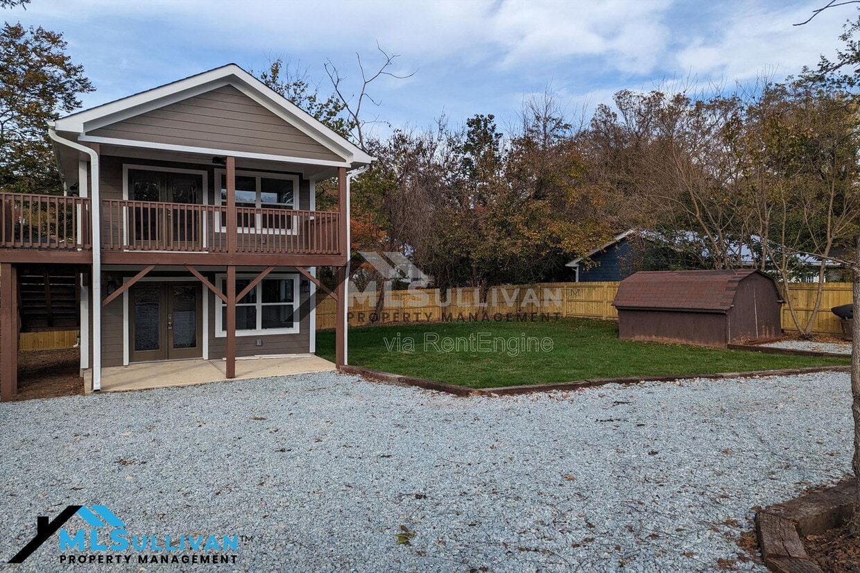 Photo - 911 Carolina Avenue