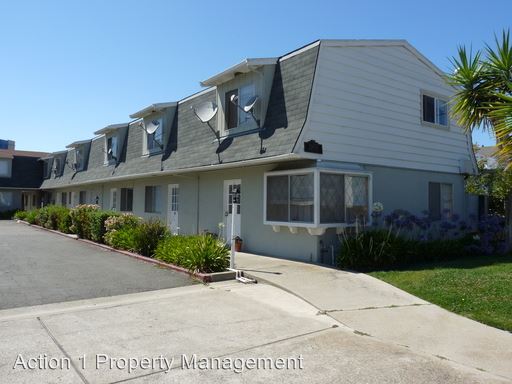 Primary Photo - 20071 Wisteria St