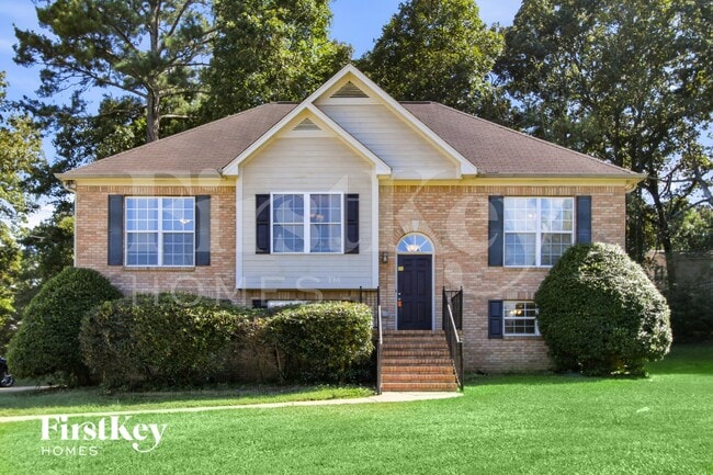 Building Photo - 1011 Hickory Cir