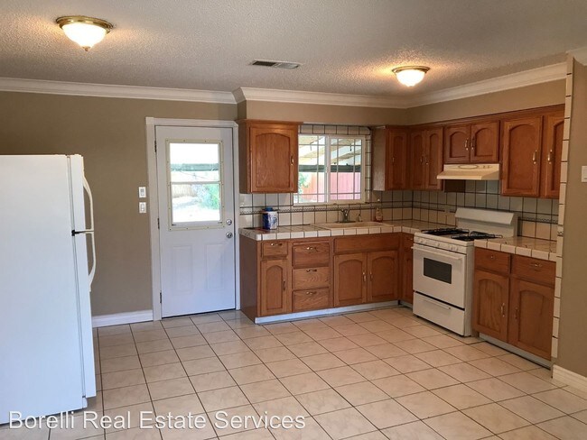 Building Photo - 2603 Ballantyne Dr