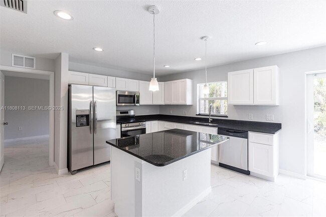 Foto del edificio - 2006 Rosa Ct