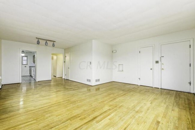Building Photo - 1629 Grandview Ave