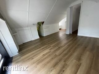 Foto del edificio - Room for Rent, 3.5 bath House - 128 N Norm...