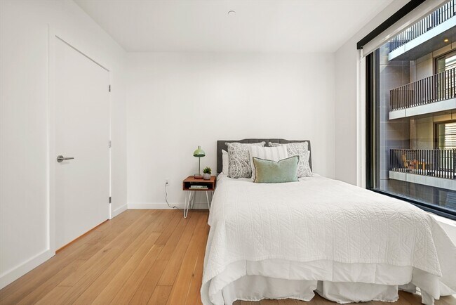 Foto del edificio - 21-35-35 W 2nd St