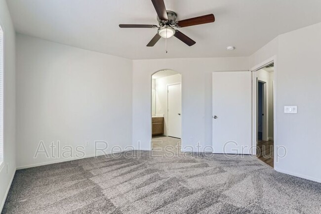 Building Photo - 8108 Peach Flare St