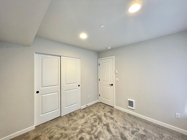 Foto del edificio - Great Townhome for rent