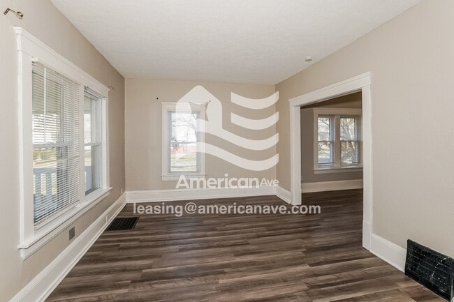 Building Photo - 1069 Herberich Ave