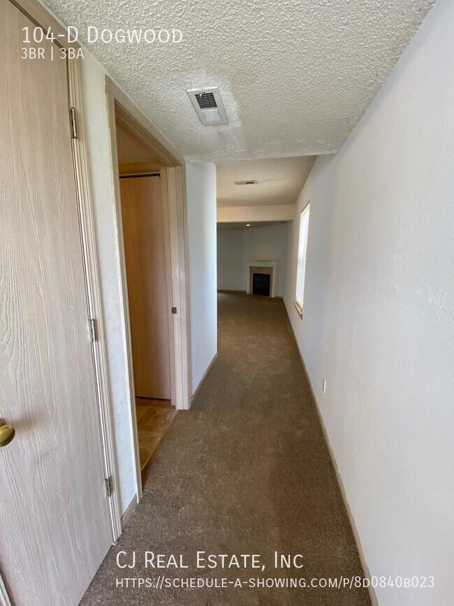 Building Photo - 104-D Dogwood-