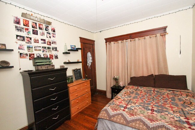 Foto del edificio - 129 Victoria Pl