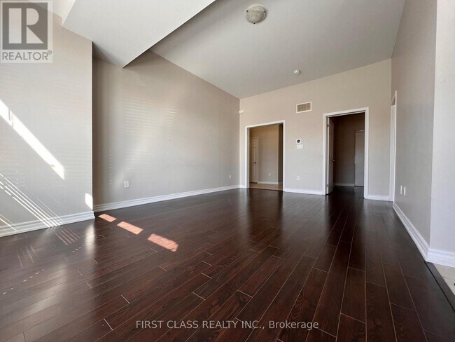 Photo du bâtiment - 3038 Bur Oak Ave