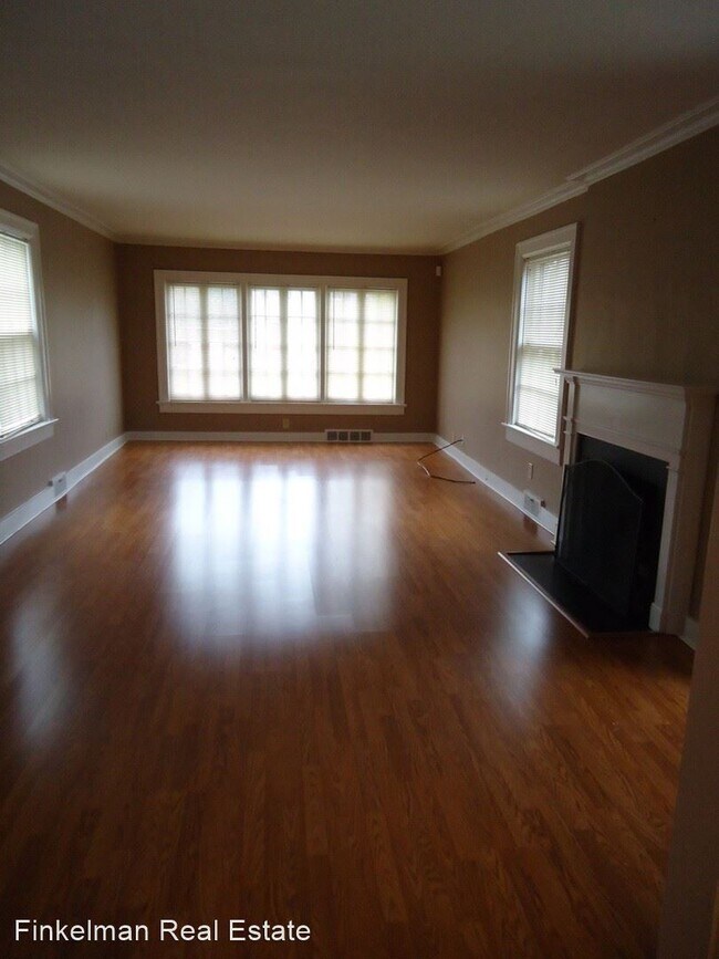 Building Photo - 4 br, 2 bath House - 2600 Sherman Avenue