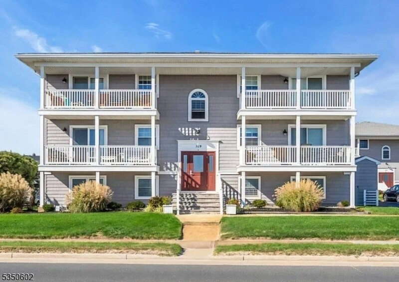 Primary Photo - 709 Ocean Ave