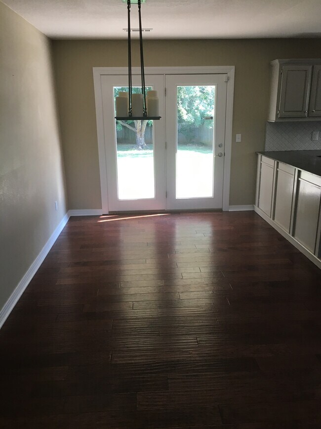 Building Photo - BEAUTIFUL HOME IN GREAT LOCATION!
