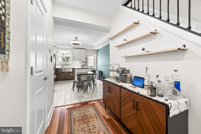 Foto del edificio - 119 S Potomac St