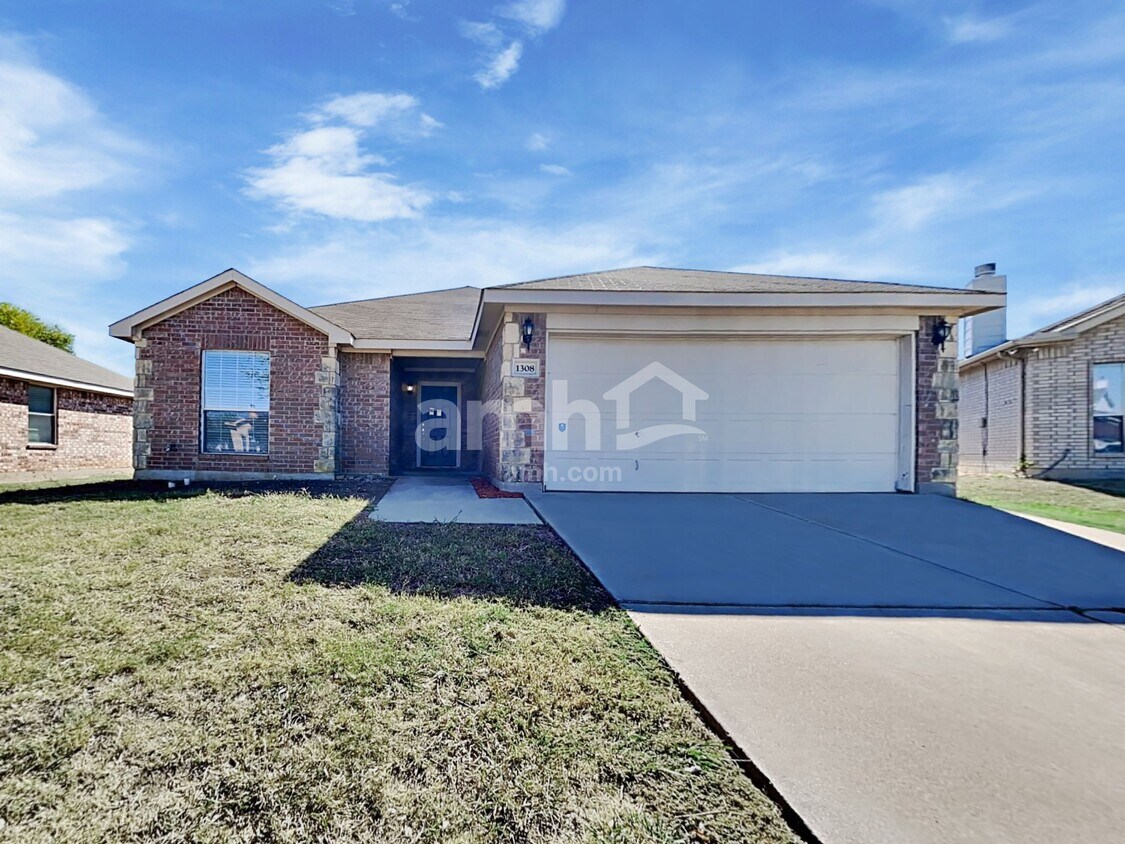 Foto principal - 1308 Pepperfield Ct