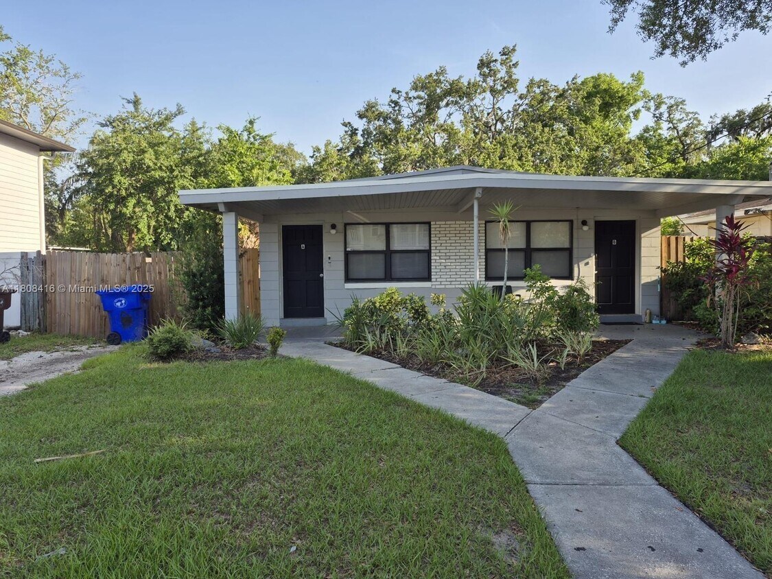 Foto principal - 914 W Sumner St