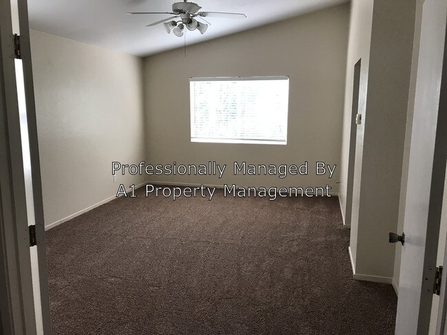 Building Photo - 8757 Dove Tree Ln