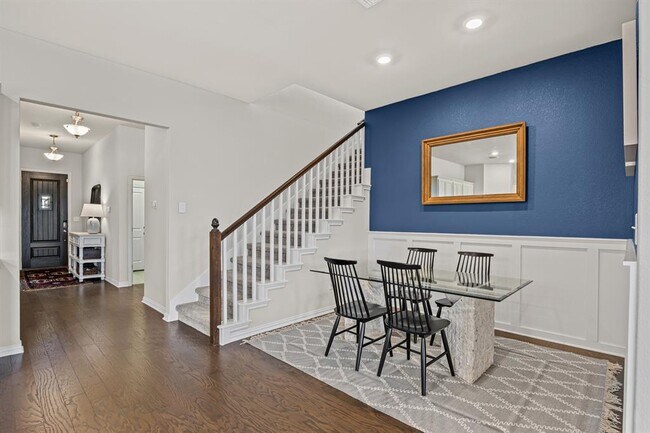 Building Photo - 631 Turquoise Dr