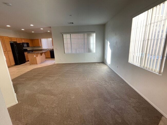 Building Photo - 9861 Iris Valley St