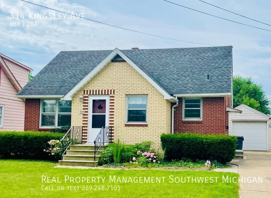 Primary Photo - MOVE IN TODAY! 3 Bedroom Home in St. Joe