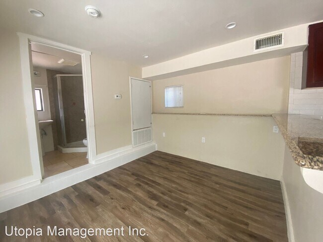 Building Photo - 2 br, 2 bath House - 326 4th St