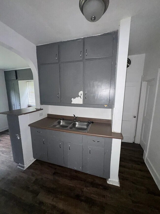 Foto del edificio - 2127 Elliott Ave