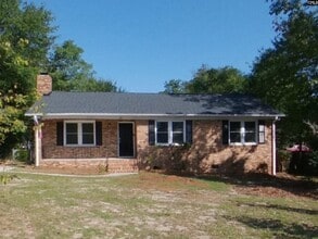 Building Photo - 327 Westridge Rd
