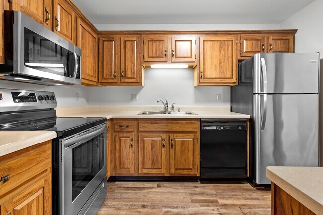 Foto del edificio - NEW! 2 Bedroom/2 Bath Condo-Mt Pleasant