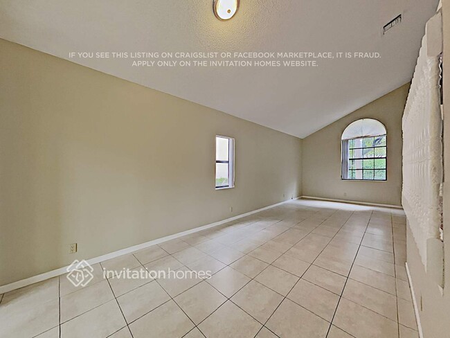Foto del edificio - 10441 NW 12th Ct