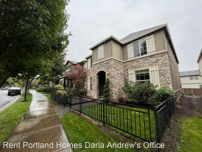 Foto del edificio - 4 br, 3.5 bath House - 16862 NW Milcliff St