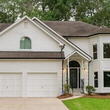 Building Photo - 11180 Surrey Park Trail