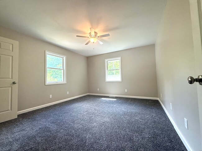 Foto del edificio - 1309 N Woodland Ln