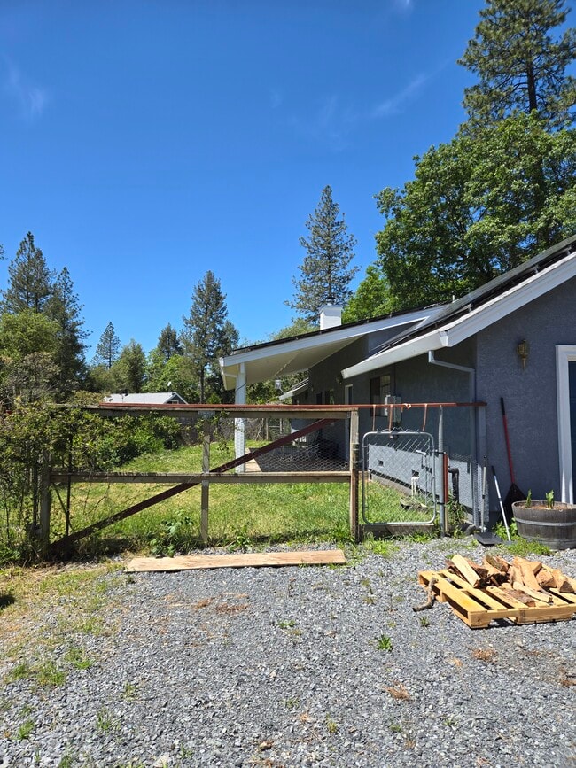 Fenced in backyard - 4521 Wild Lilac Ln