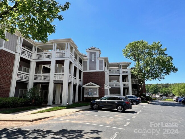 Foto del edificio - 7840 Village Harbor Dr