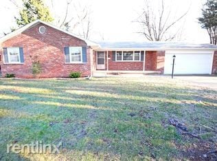 Primary Photo - 8929 W Suncrest St