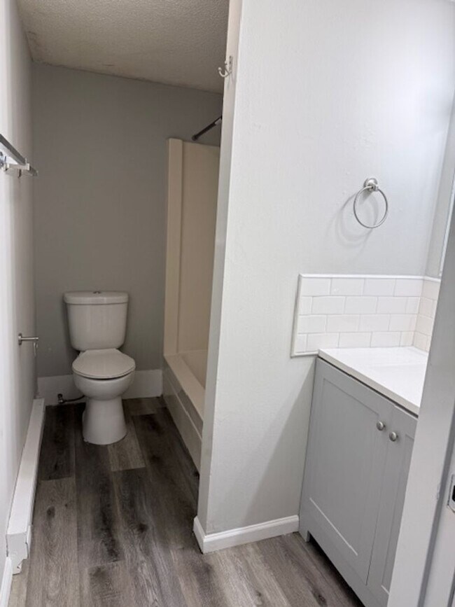 Foto del edificio - 6002 N Kent Dr