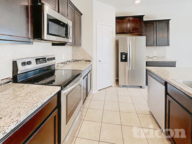 Building Photo - 1152 Ibis Falls Loop