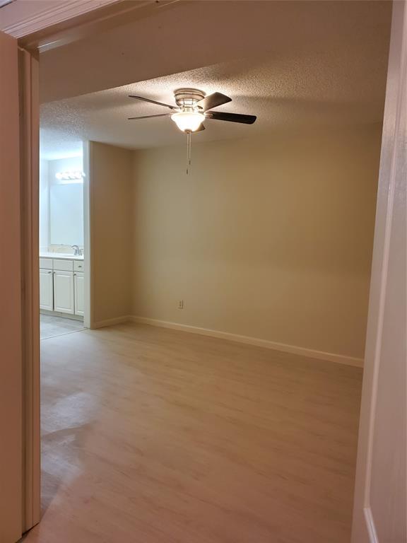 Building Photo - 12235 Sandpiper Dr