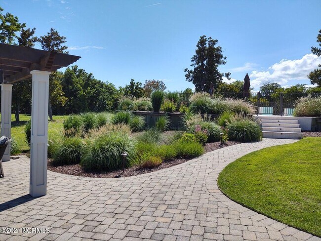 Foto del edificio - 135 Dogwood Ln