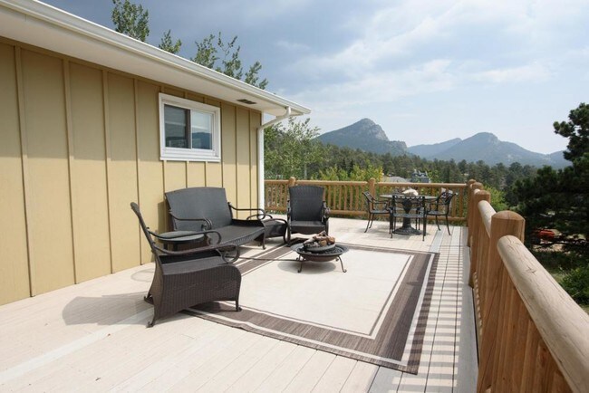 Foto del edificio - 1821 Raven Ave, Estes Park CO 80517