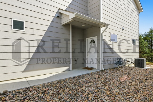 Building Photo - 4515 E 45th St N